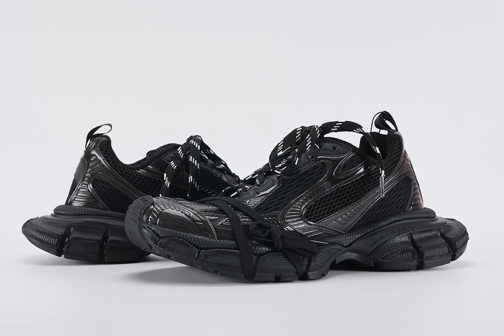 balenciaga-3xl-sneaker-black-replica