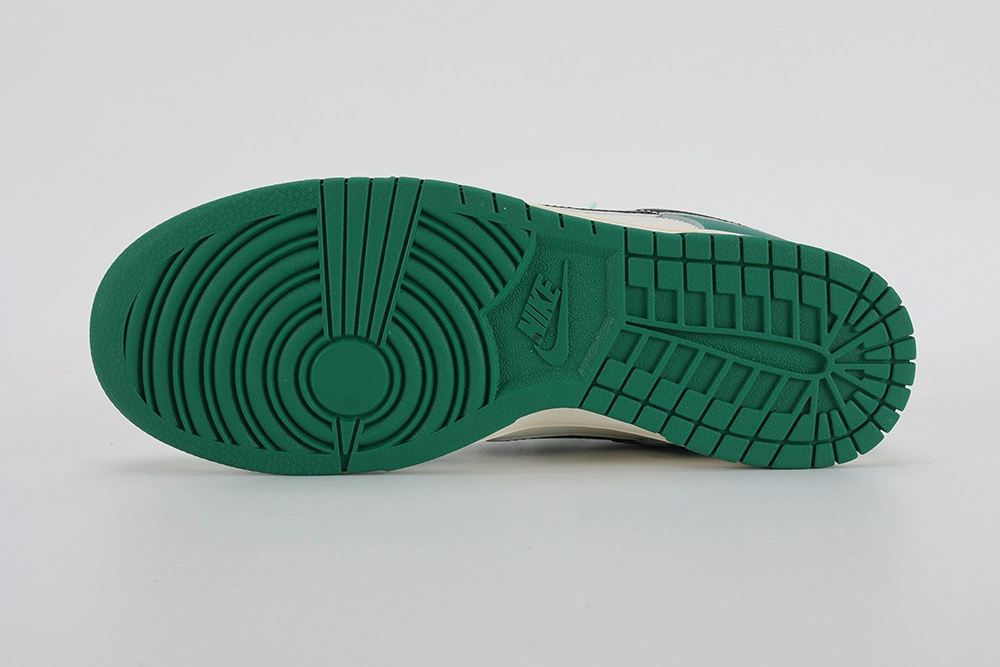 dunk-low-se-'lottery-pack-malachite'-replica