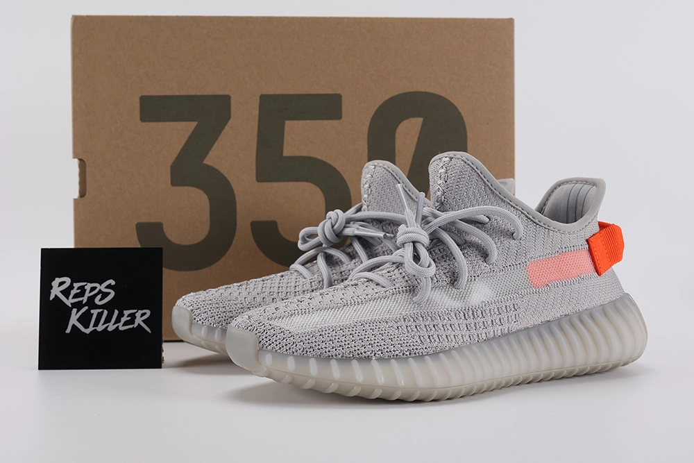 yeezy-boost-350-v2-'tail-light'-replica