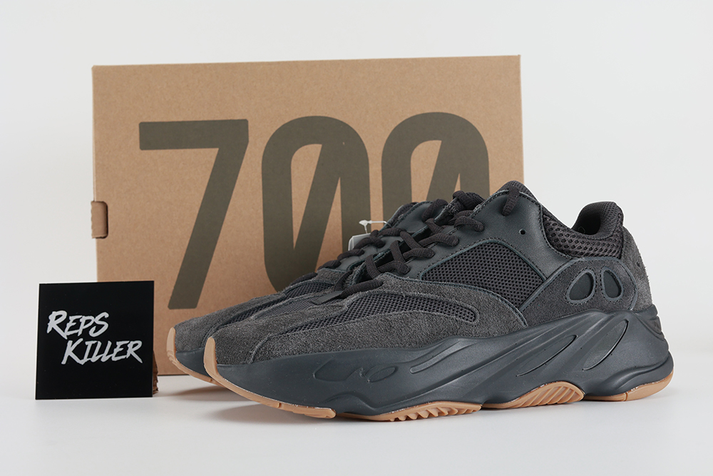 Yeezy Boost 700 Utility Black Replica