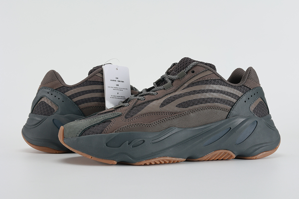 Yeezy Boost 700 V2 Geode Replica